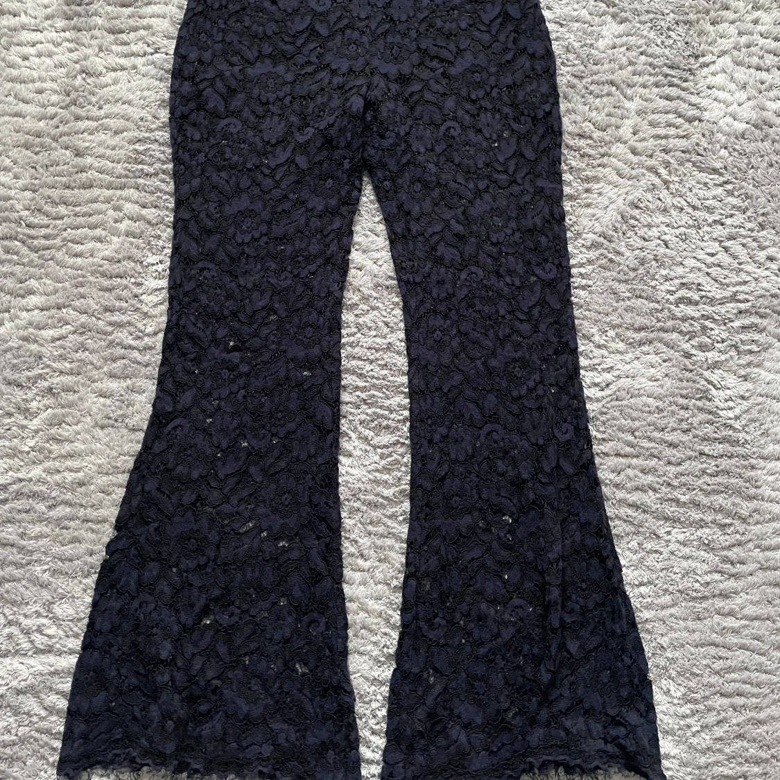 Svarta spetsbyxor från Zara - 90