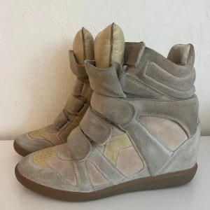 Isabel Marant skor  - Säljer dessa ÄKTA Isabel Marant skorna. Storlek 38! 