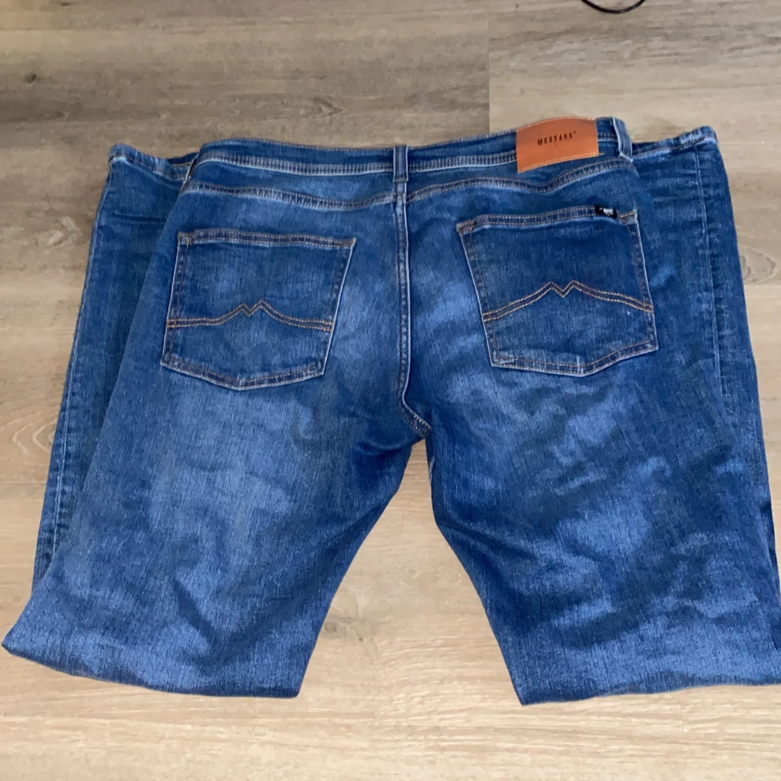 Blå jeans från Mustang - 90