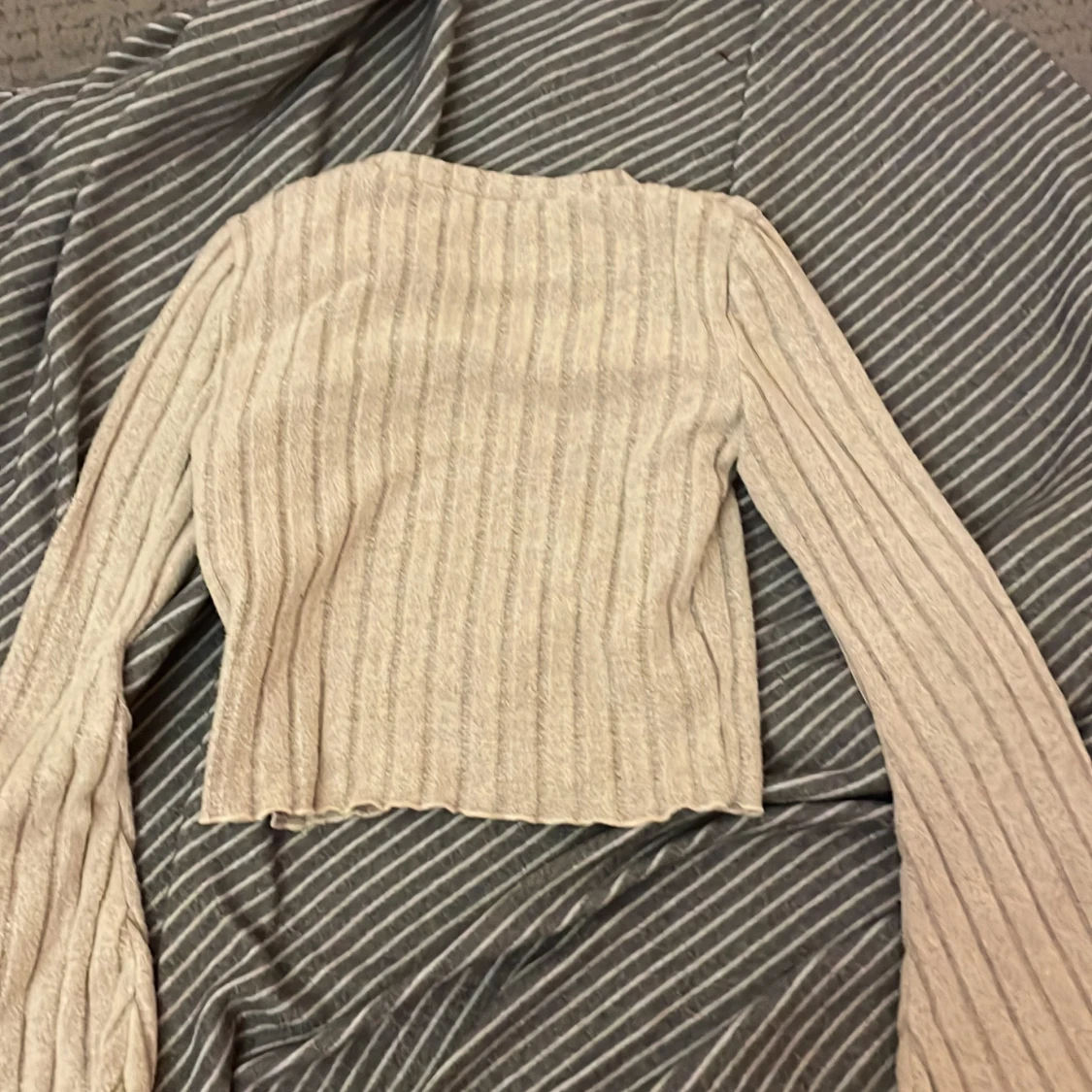 Beige ribbad tröja - 91