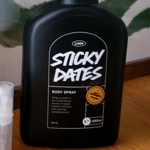 Sticky dates 10ml splitt  - 10ml splitt av sticky dates från lush :) 