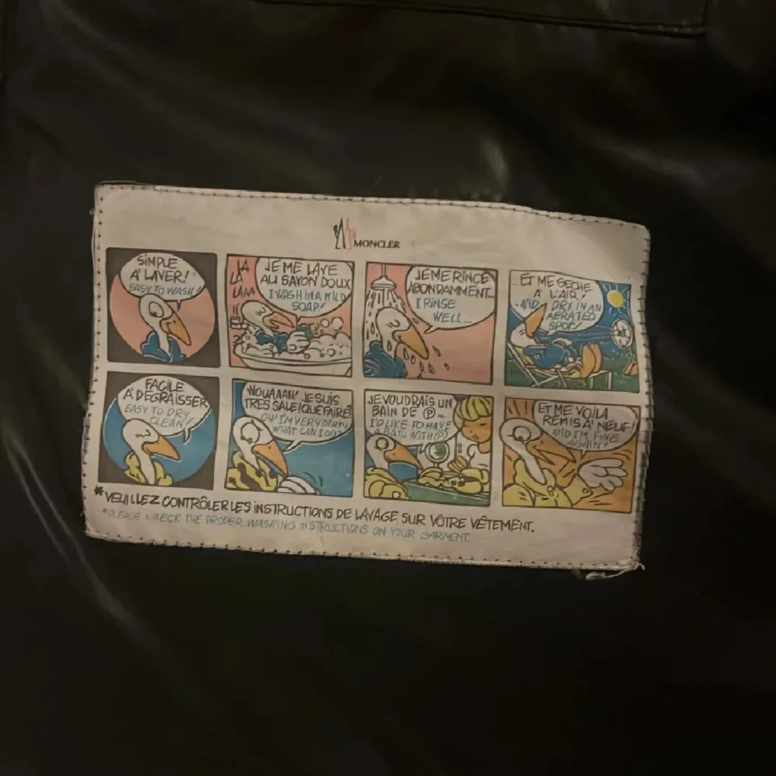 Svart dunjacka från Moncler - 1