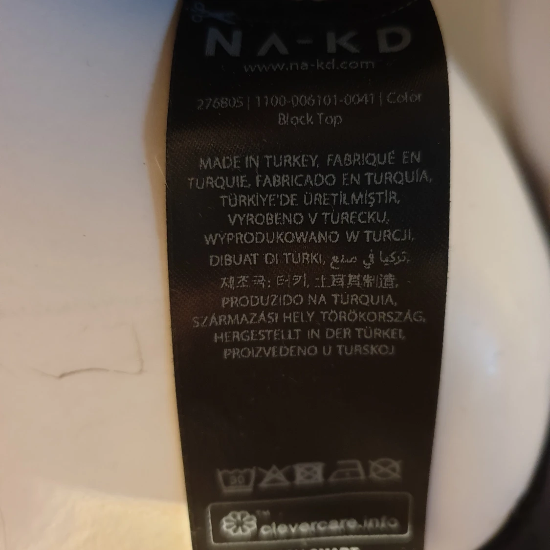 Svart och vit långärmad topp från NA-KD - 3