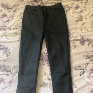 Skinn byxor - Skinny skinn jeans i fint skick