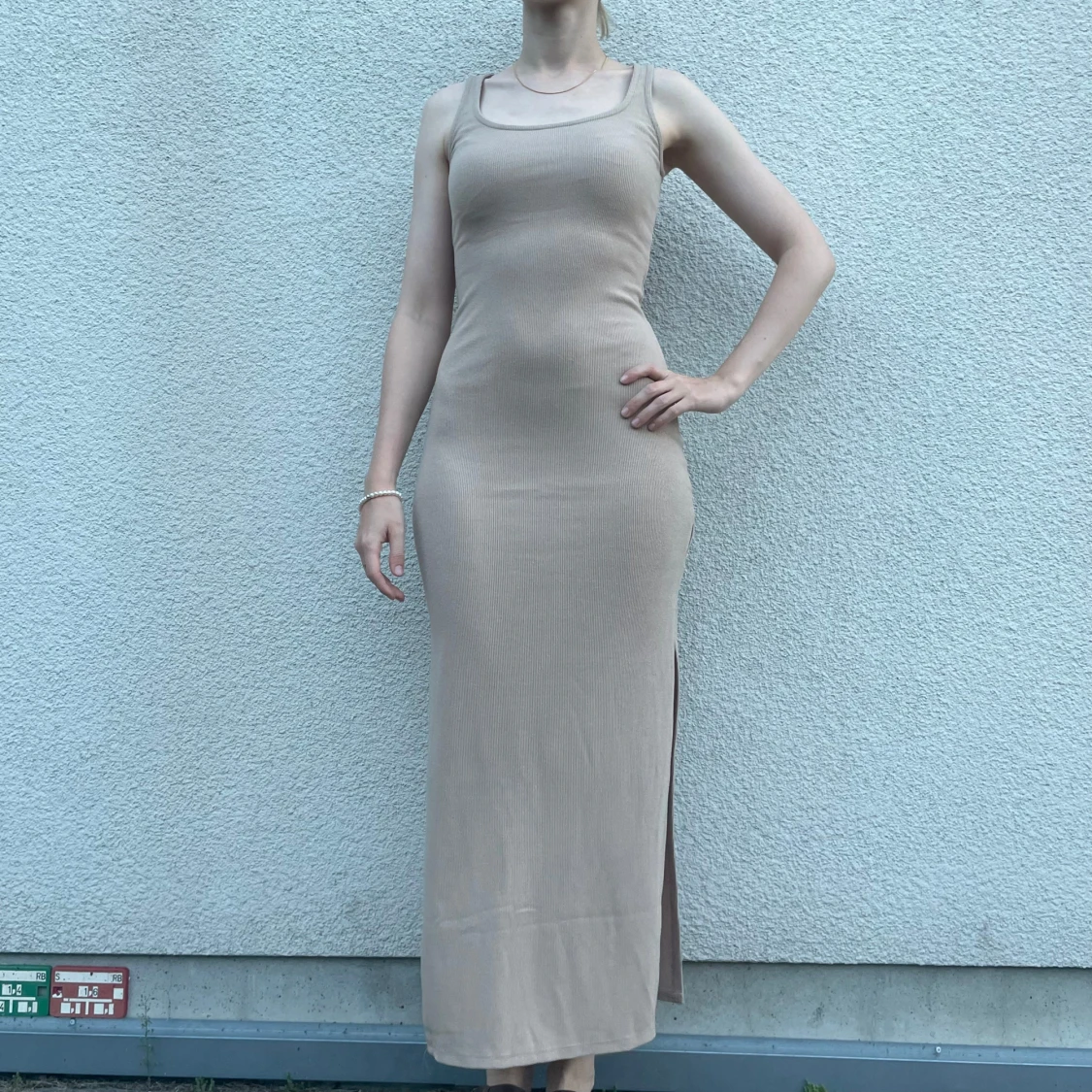 Beige långklänning