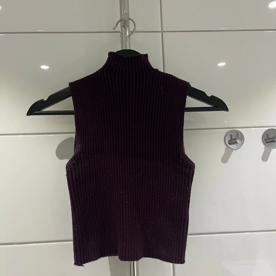 Stickad linne med lite krage - 90