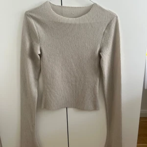 ADSGN topp - Säljer nu min adsgn topp i storlek XS!!😍 Knappt använd. 