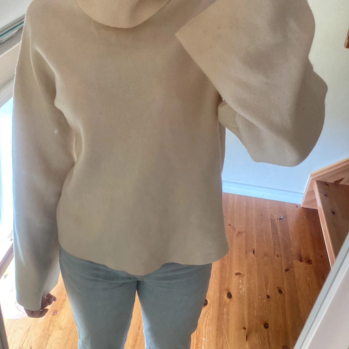 Vit fin stickad tröja - 90