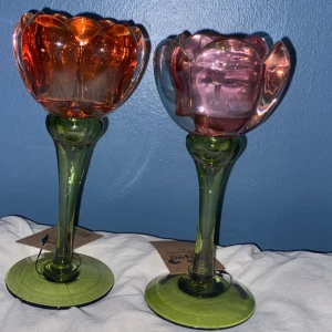 Ljusstakar 2 st - 2 st ljusstakar aldrig använd prislapp fortfarande på (nypris 1 kostar 170kr) säljer båda för 150