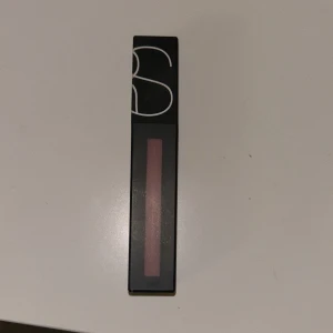 Nars liquid lipstick matt - säljer nu min Nars liquid matt lipstick i färgen Walk this way