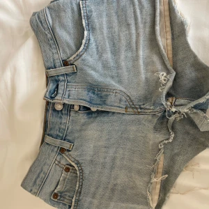 Levis shorts💞 - Supersnygga shorts från Levis som jag inte använder längre🥰
