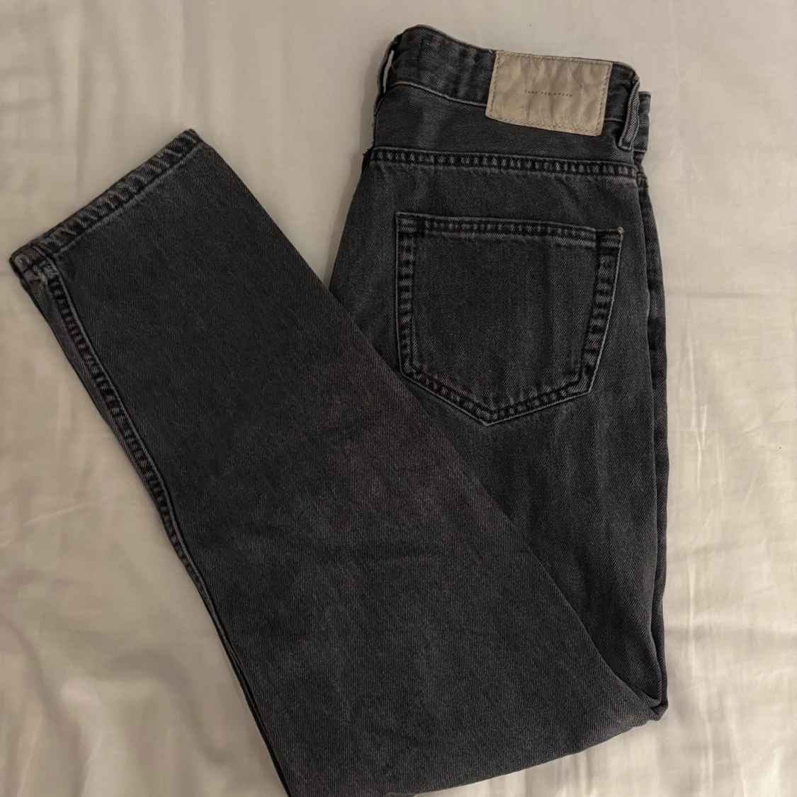 Zara jeans