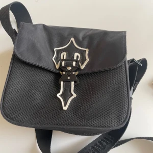 Trapstar Messenger Bag 1.0 - bra skick
