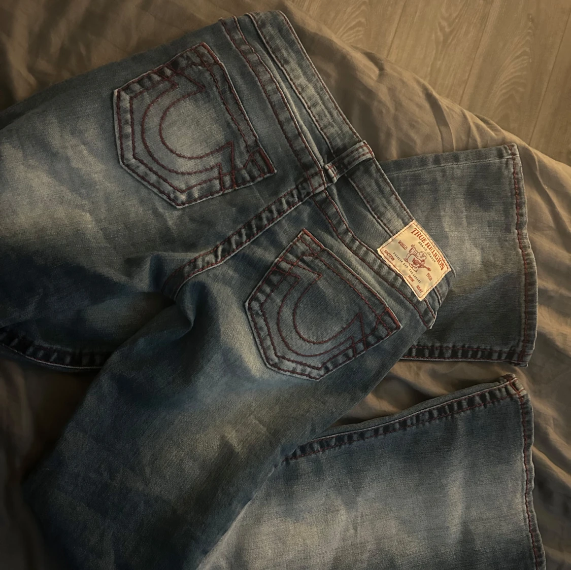 Blå jeans från True Religion