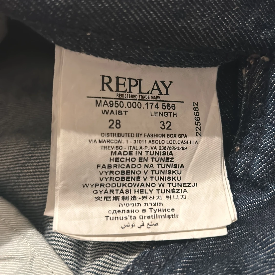 Mörkblå jeans från Replay - 4