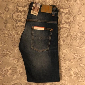 Helt nya Nudie jeans  - Säljer dessa helt nya Nudie Jeans med en snygg tvätt| Storlek 30/30| Thinn Finn, vid frågor eller funderingar är det bara att höra av sig🙌
