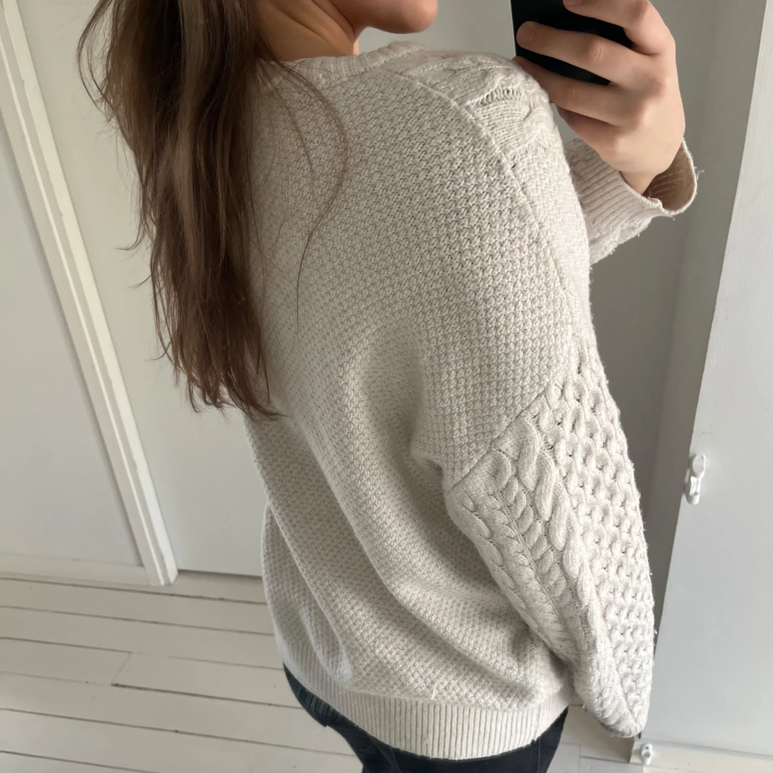 Beige stickad tröja - 2