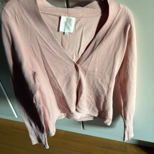 Jättefin rosa kofta! - Såå söt!