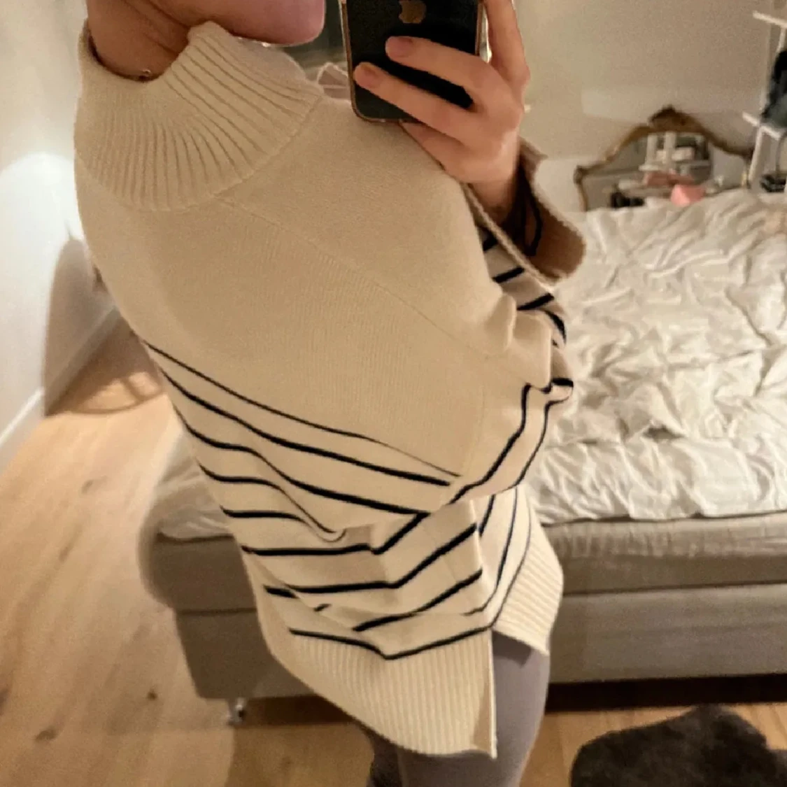 Beige och svart randig tröja med dragkedja - 2