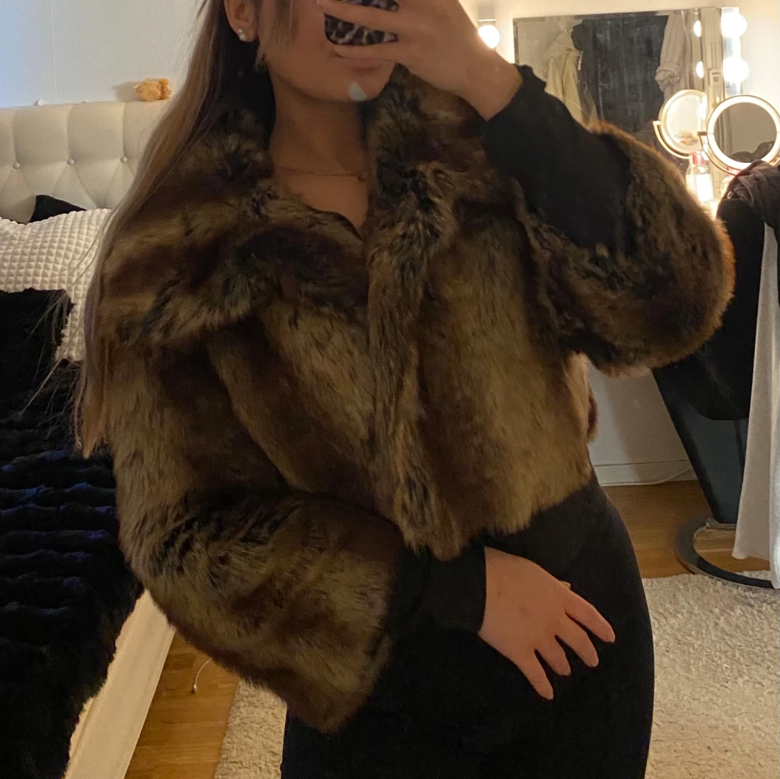 Brun pälsjacka - 1
