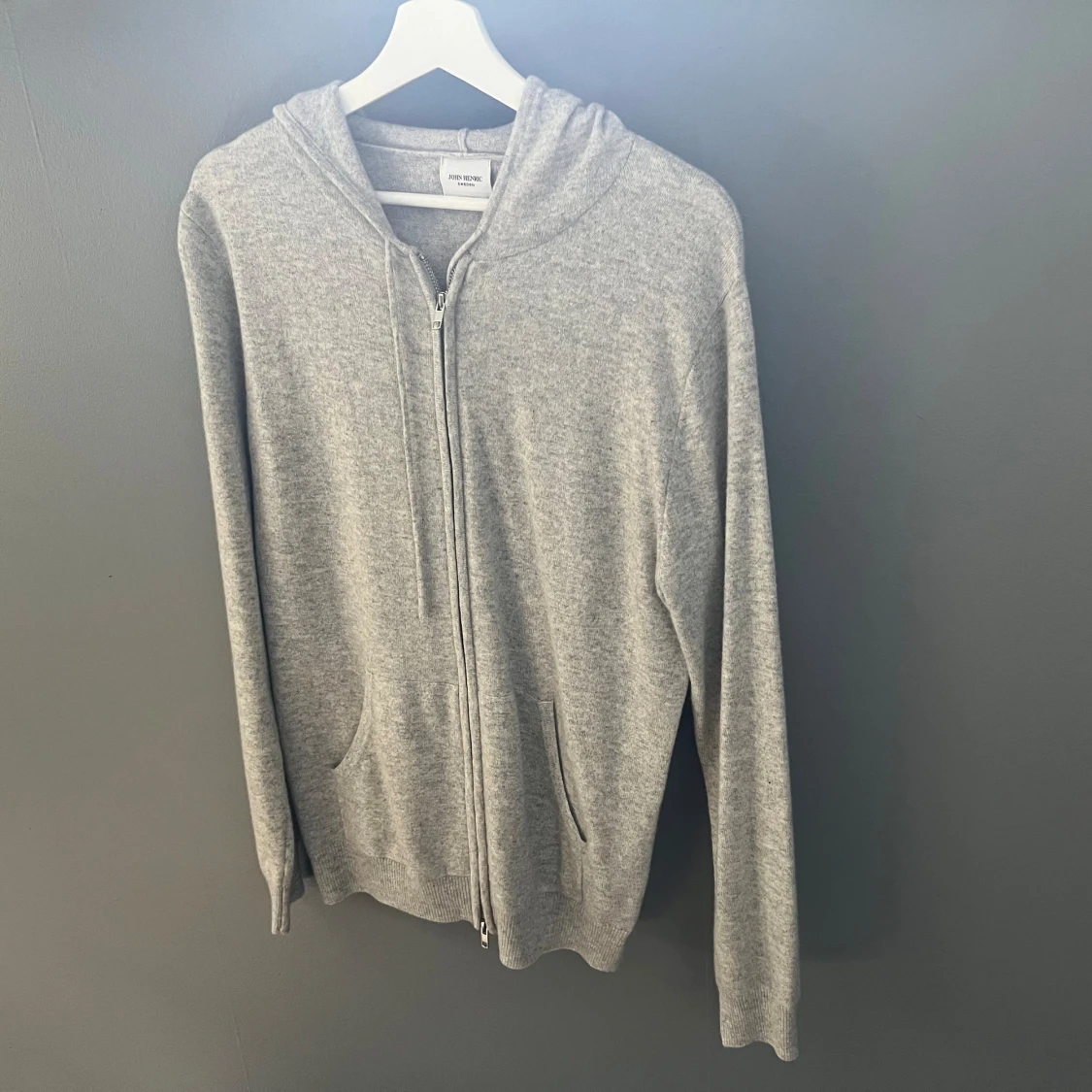 Helt ny John Henric cashmere hoodie - 91