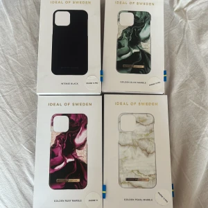 Oöppnade Ideal of Sweden skal  - Säljer dessa snygga, oöppnade skal från ideal of sweden i olika färger💞 Skriv till mig om du vill köpa endast ett och inte alla 💞 1 skal kostar 95kr💞 Det svarta skalet är i Lädermatetial och alla är för Iphone 13/ 13 pro 💞 Nypris är 300kr/ skal