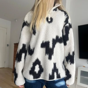 Vit och svart teddyjacka - Perfekt teddyjacka till hösten 😻🍂