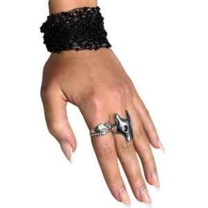 Vintage pärlarmband  - Vintage svart pärlarmband   Skick som i bilder  