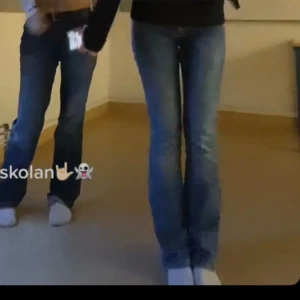 Mid rise jeans  - Fina midrise jeans, inga deffekter❤️ Strl 36-38!