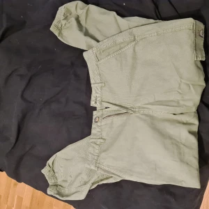 Cargo jeans - Använt i bra skick