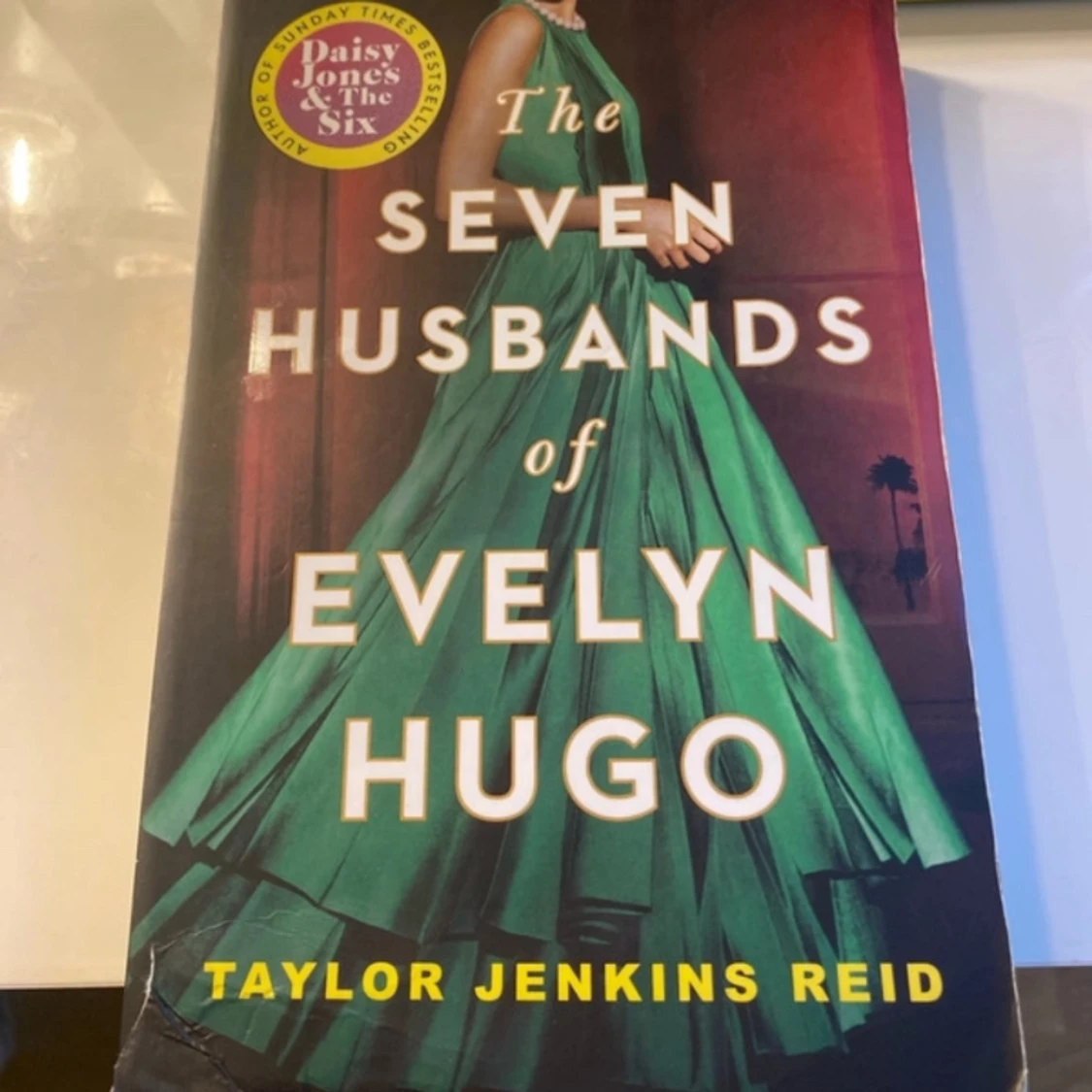 The seven husbands of Evelyn Hugo 