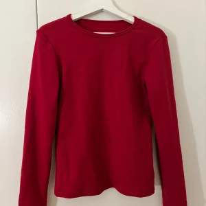 Vin Röd Vintage tröja Storlek S - Jätte mjuk material, ej använd.