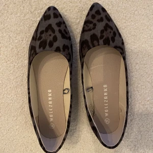 Ballerina i leopard - I princip nyskick!