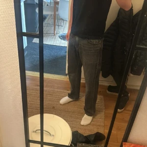 Levis 501 - W32 L30 Nyskick 