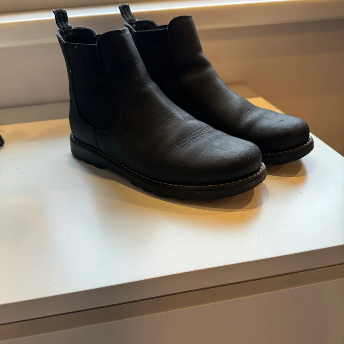 Svart vinter skor  - 90