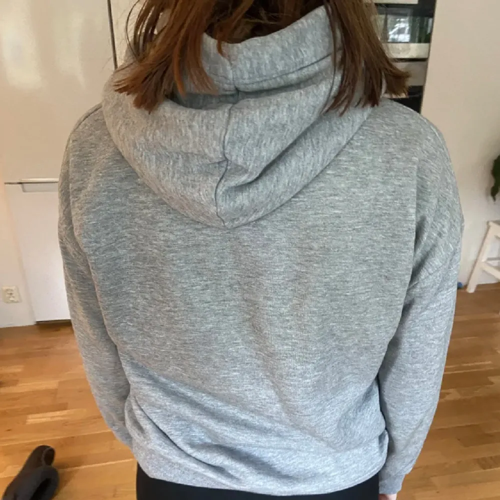 Hoodie från lager 157, säljer då den inte kommer till användning💗. Hoodies.