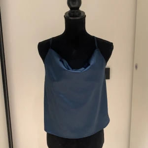 Festtopp från NAKD - Strl. S. Fint skick