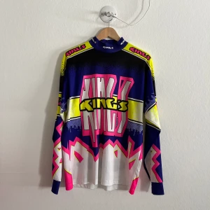 Vintage racing/motocross jersey - Skulle tippa på att den är storlek L, men snygg som oversize 