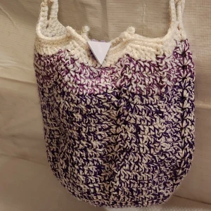 Virkad handväska - 20x20 Virkad väska med rund botten 