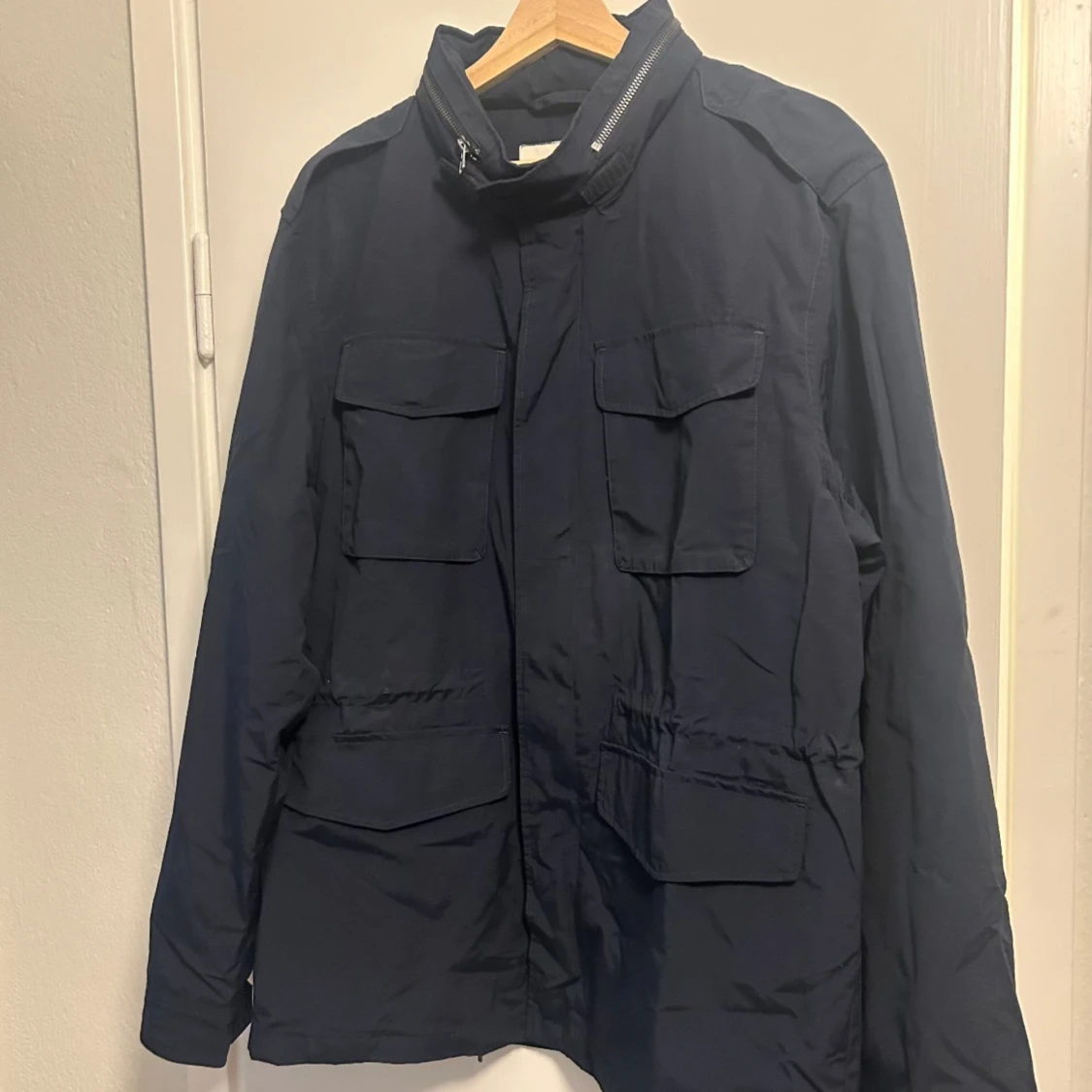 A Days March - Barnett M65 jacka i strl L navy