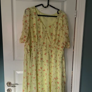 Klänning - Klänning från Cubus  Köparen står för frakten 💕