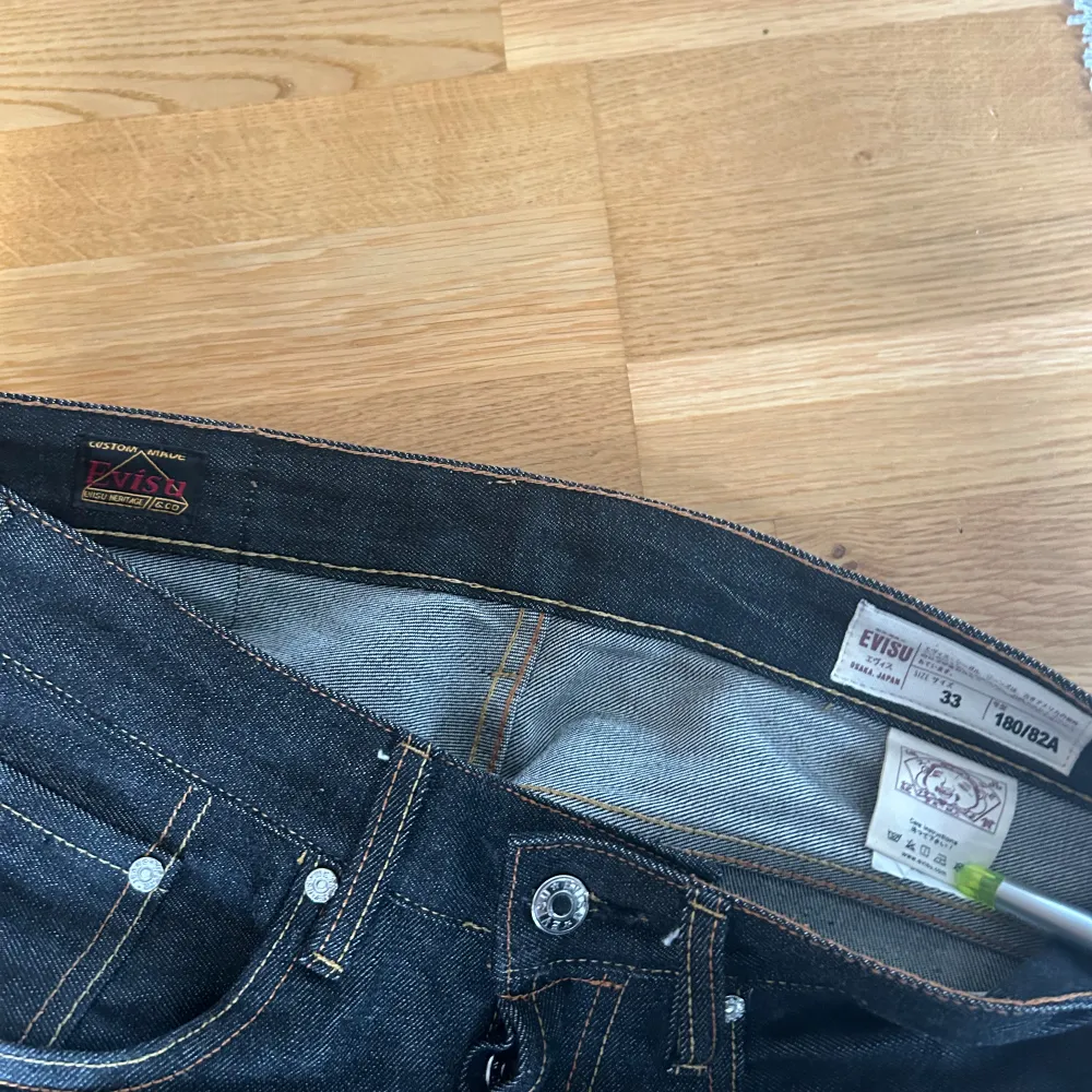 Feta evisu jeans, skickar mått i dm . Jeans & Byxor.