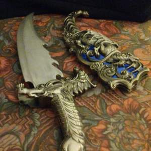 Gammal antik kniv