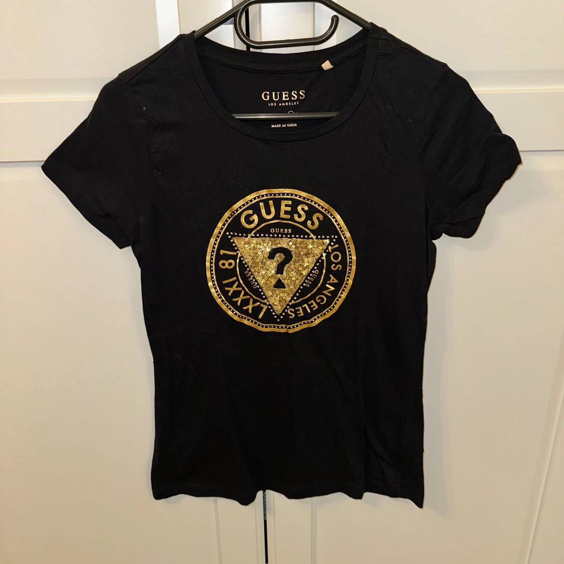 Guess T-shirt