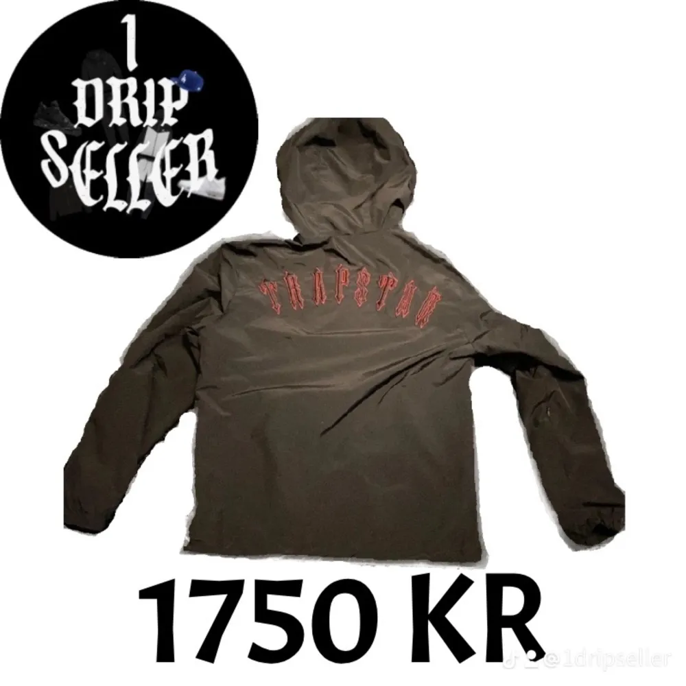 Det är en svart röd Trapstar windbreaker det är bra kvalite skriv om du vill har några frågor och har bild på kvittot så skriv om du vill ha bild på den tar också byten. Jackor.