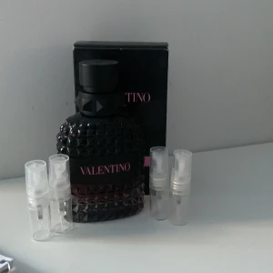 Valentino born in Roma uomo intense - Valentino born in Roma intense sample 2 ml