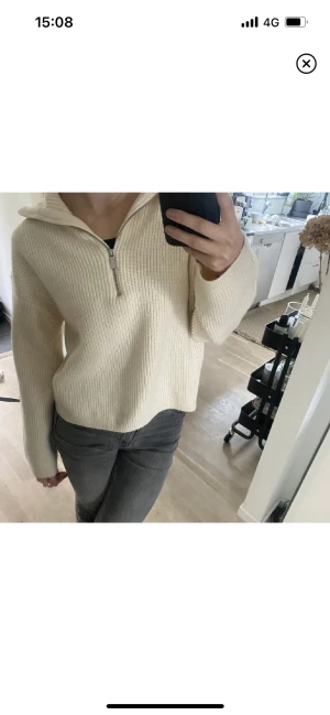 Zip tröja - (Tryck inte på köp nu direkt) kolla gärna min profil❤️