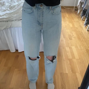 Jeans  - Fina Jeans från Gina som nu blivit för små
