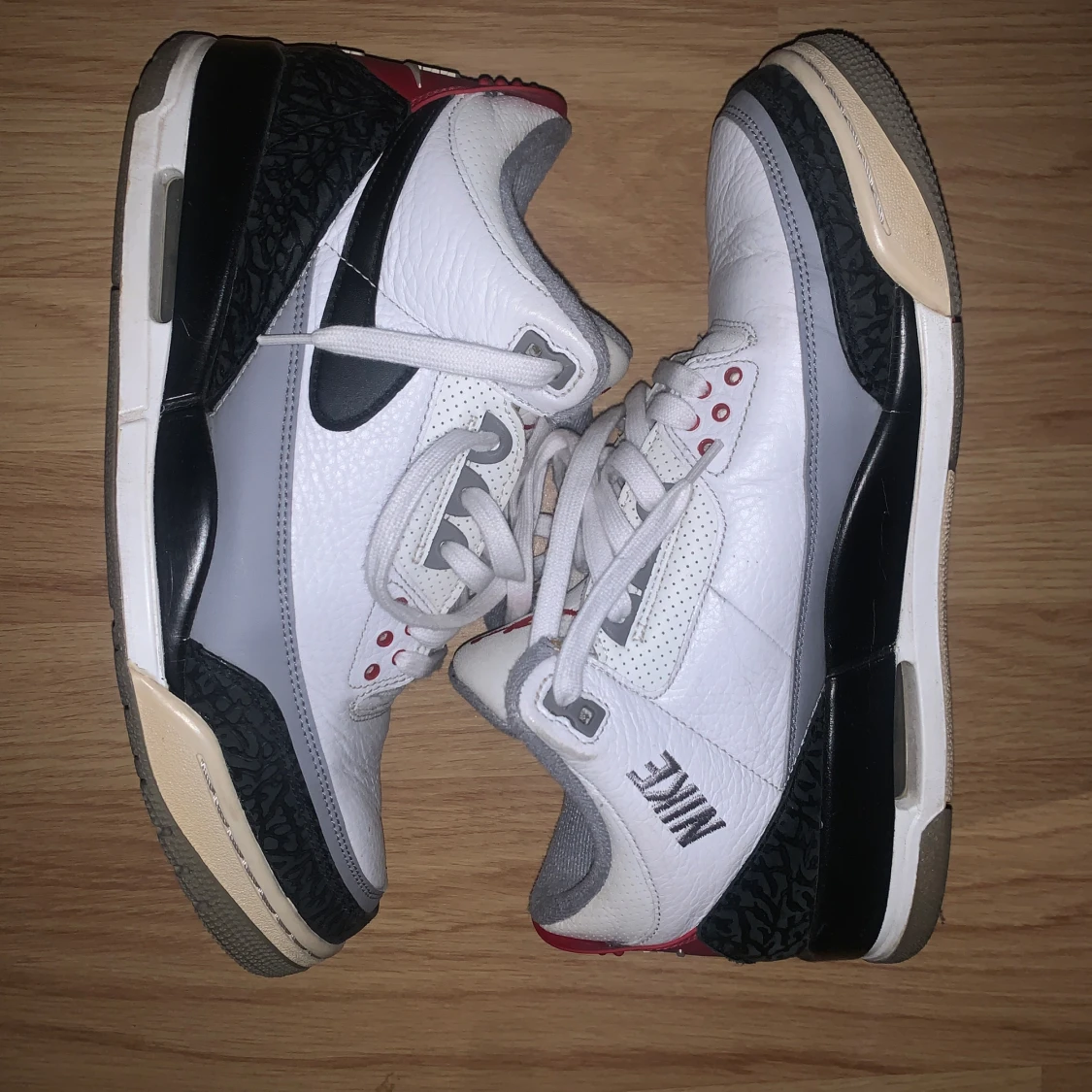 Jordan 3 retro Tinker Hatfield