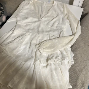 Shorts men ser ut som en känning perfekt till sommaren❤️ - Perfekt till sommaren gulligt passar till tofflor och passar som skolavslutningsklänning 